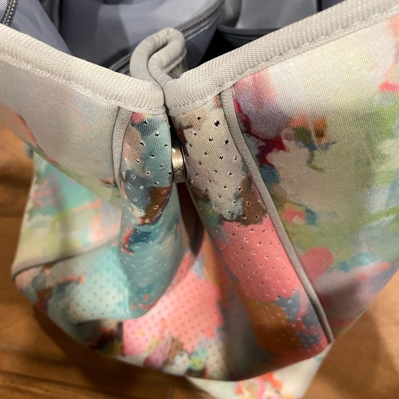 PreneLOVE Neoprene Tote Bag w/Matching Wristlet - Picture 3 of 5